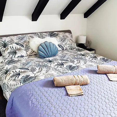 Apartmán Superb Sun & Sea Loft *